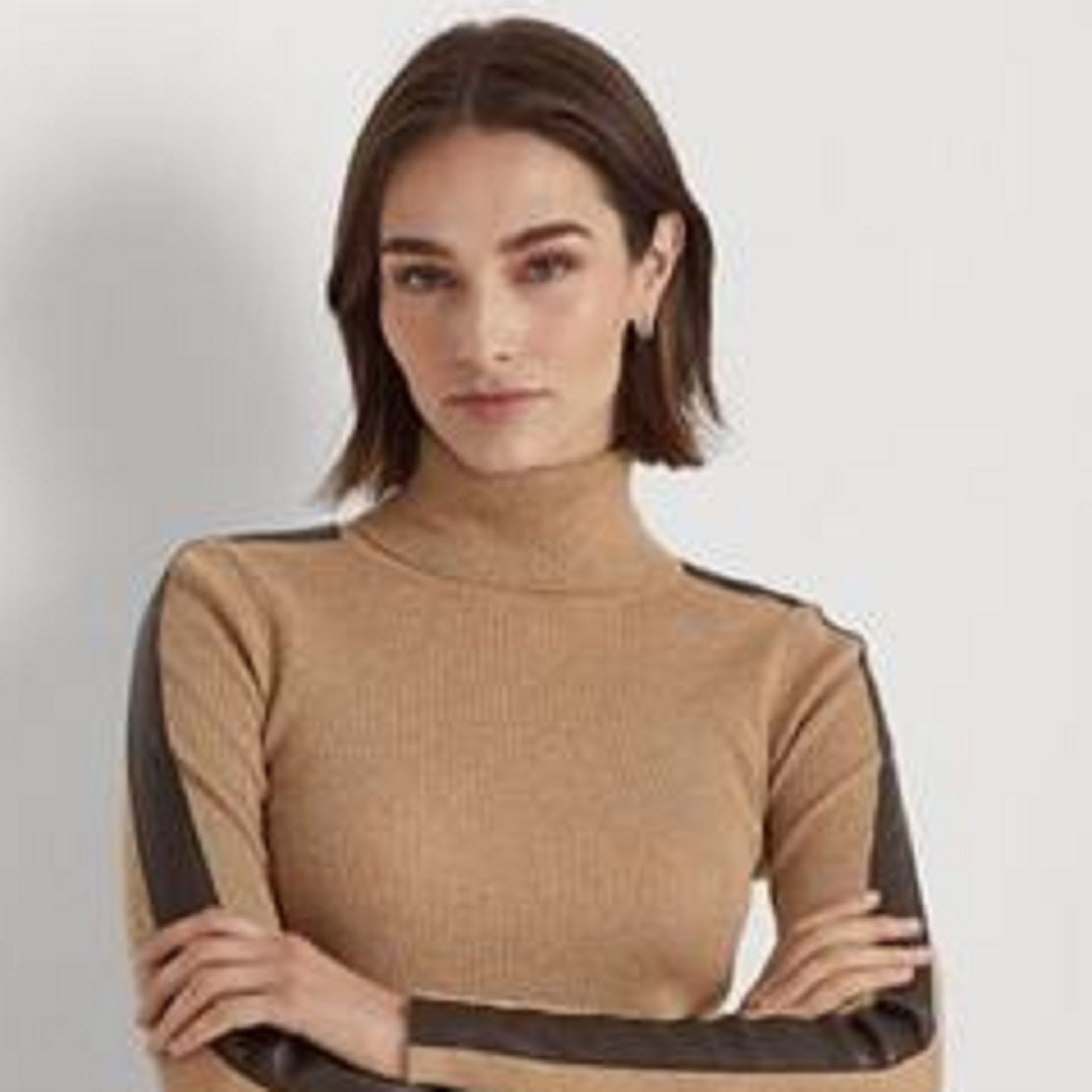 Suéter Ralph Lauren Feminino Gola Alta com Acabamento em Couro Sintético Marrom Tamanho Médio