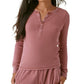 Blusa Henley de malha waffle com botões frontais Bass Outdoor para mulheres, tamanho extragrande, marrom