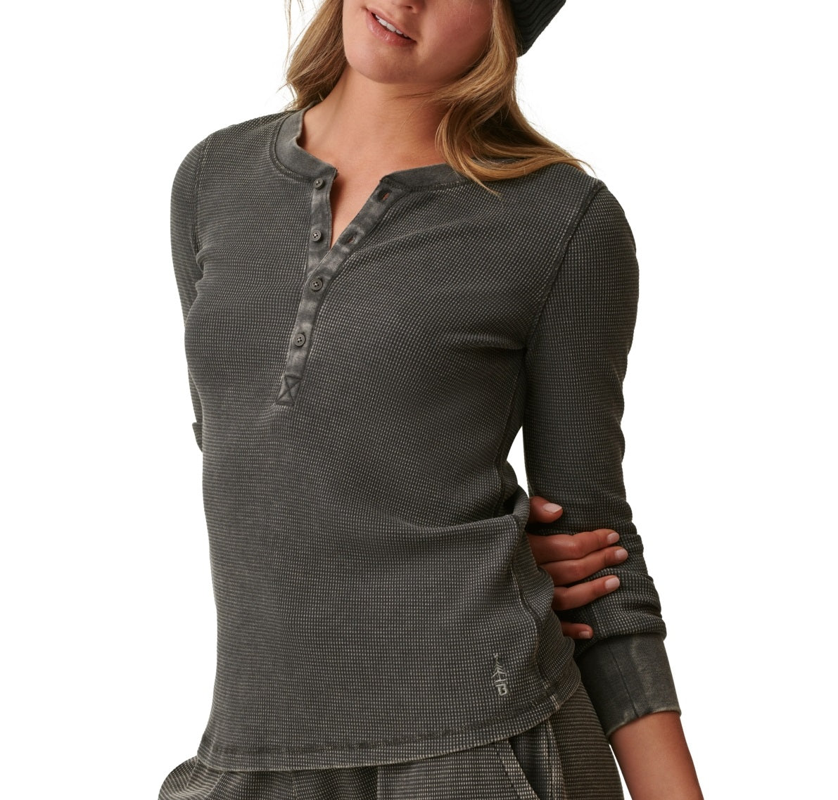 Blusa Henley de malha waffle com botões frontais quentes Bass Outdoor para mulheres, verde