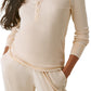 Blusa Henley de malha waffle com botões frontais e quentes Bass Outdoor para mulheres, bege