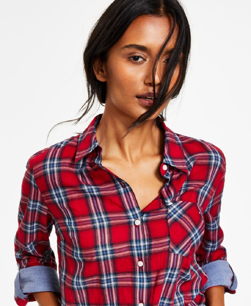 Camisa Tommy Hilfiger Feminina com Aba Lateral e Botões Vermelha Tamanho Grande