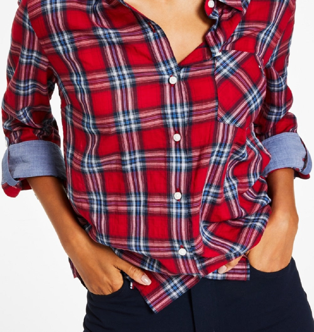 Camisa Tommy Hilfiger Feminina com Aba Lateral e Botões Vermelha Tamanho Grande