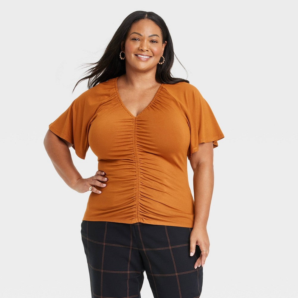 Blusa de malha franzida de manga curta esvoaçante feminina Ava &amp; Viv, tamanho bronze 2X
