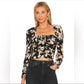 Blusa feminina com estampa Hilary e decote vazado, preta, tamanho médio, da Free People