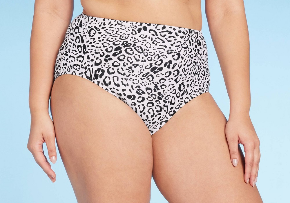 Calcinha de biquíni feminina Kona Sol com estampa de leopardo neutra, cintura alta, cobertura total, creme, tamanho G
