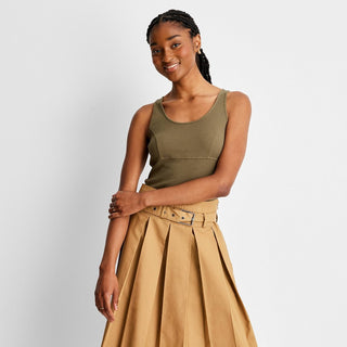 Regata feminina Future Collective Rib-Knit - Verde-oliva escuro, tamanho M, por Reese Blutstein