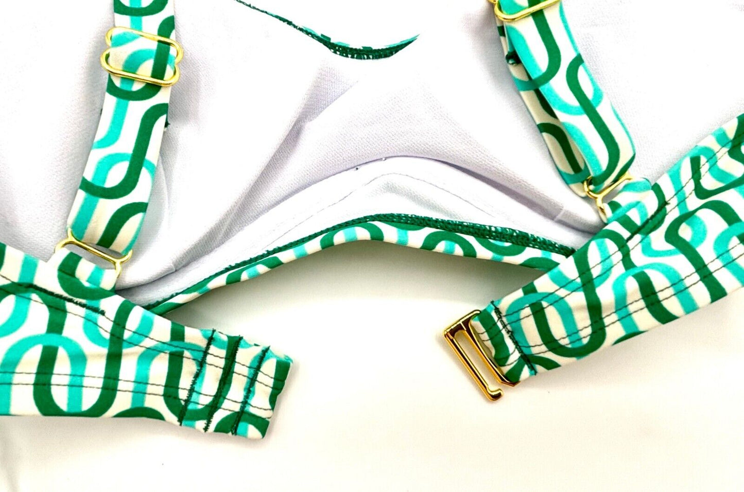 Top de biquíni feminino Kona Sol com aro verde e geométrico, tamanho P