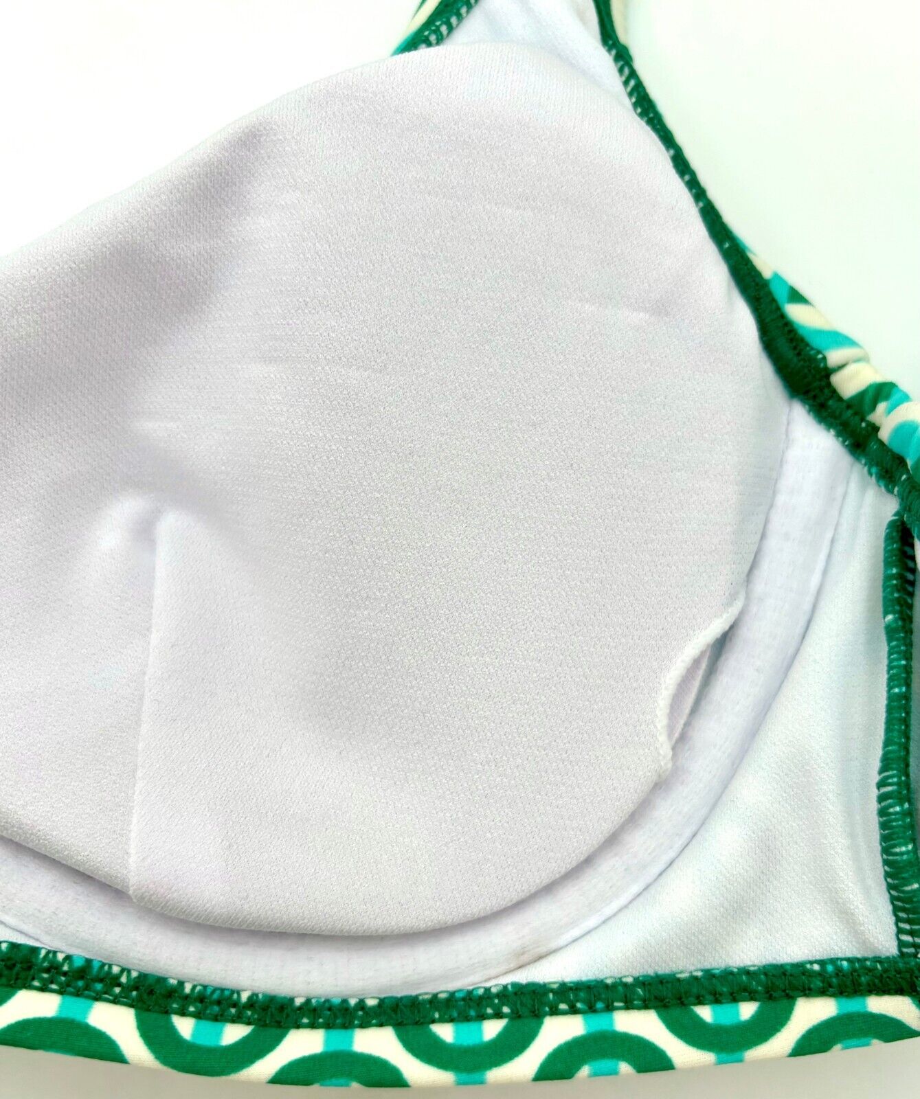 Top de biquíni feminino Kona Sol com aro verde e geométrico, tamanho P