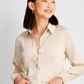 Camisa feminina de manga comprida com botões na frente, cor creme - A New Day, tamanho P