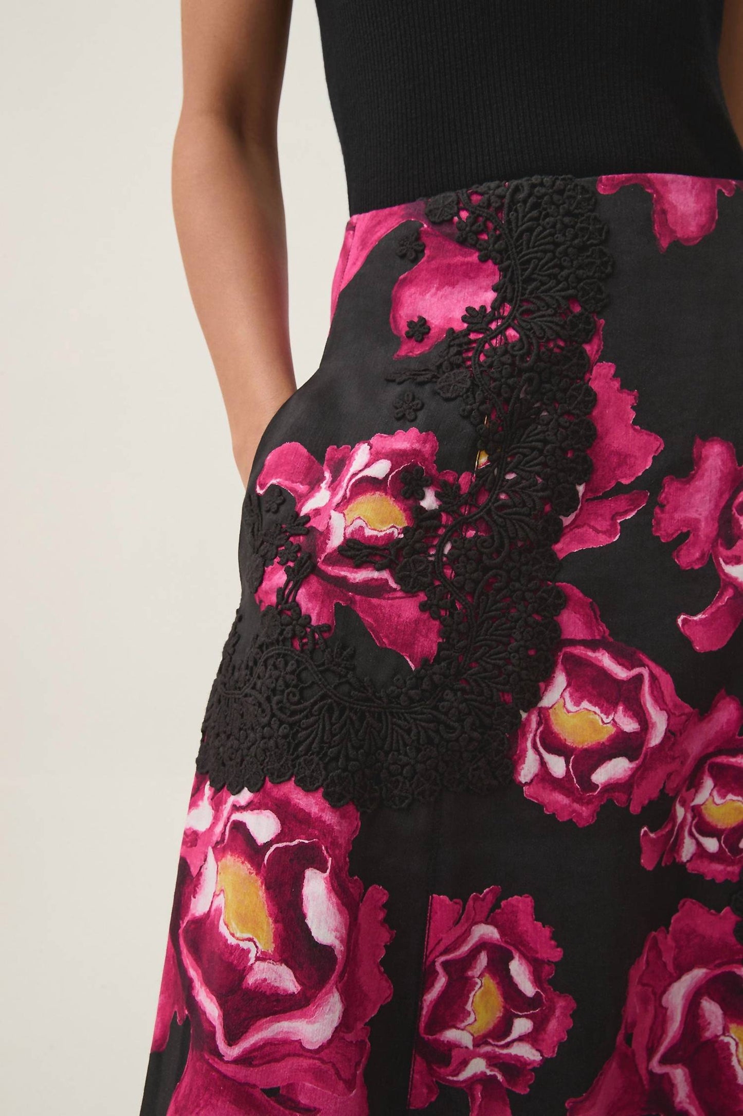 Aje. - Florence Midi Skirt