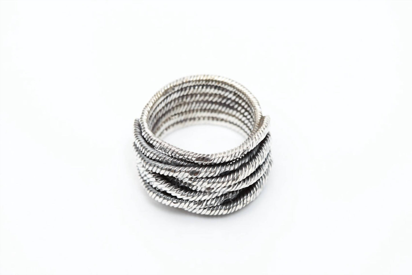 Avenue Chic - Women's Sparkle Wrap Ring