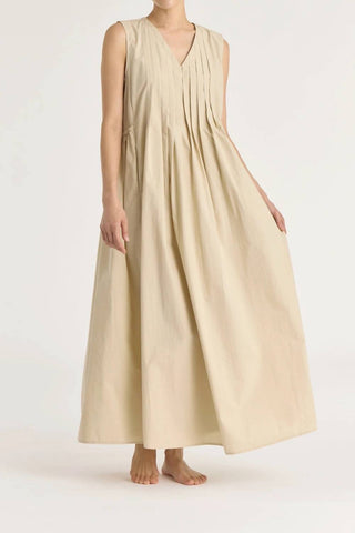 Black Crane - Pleated V Neck Maxi Dress