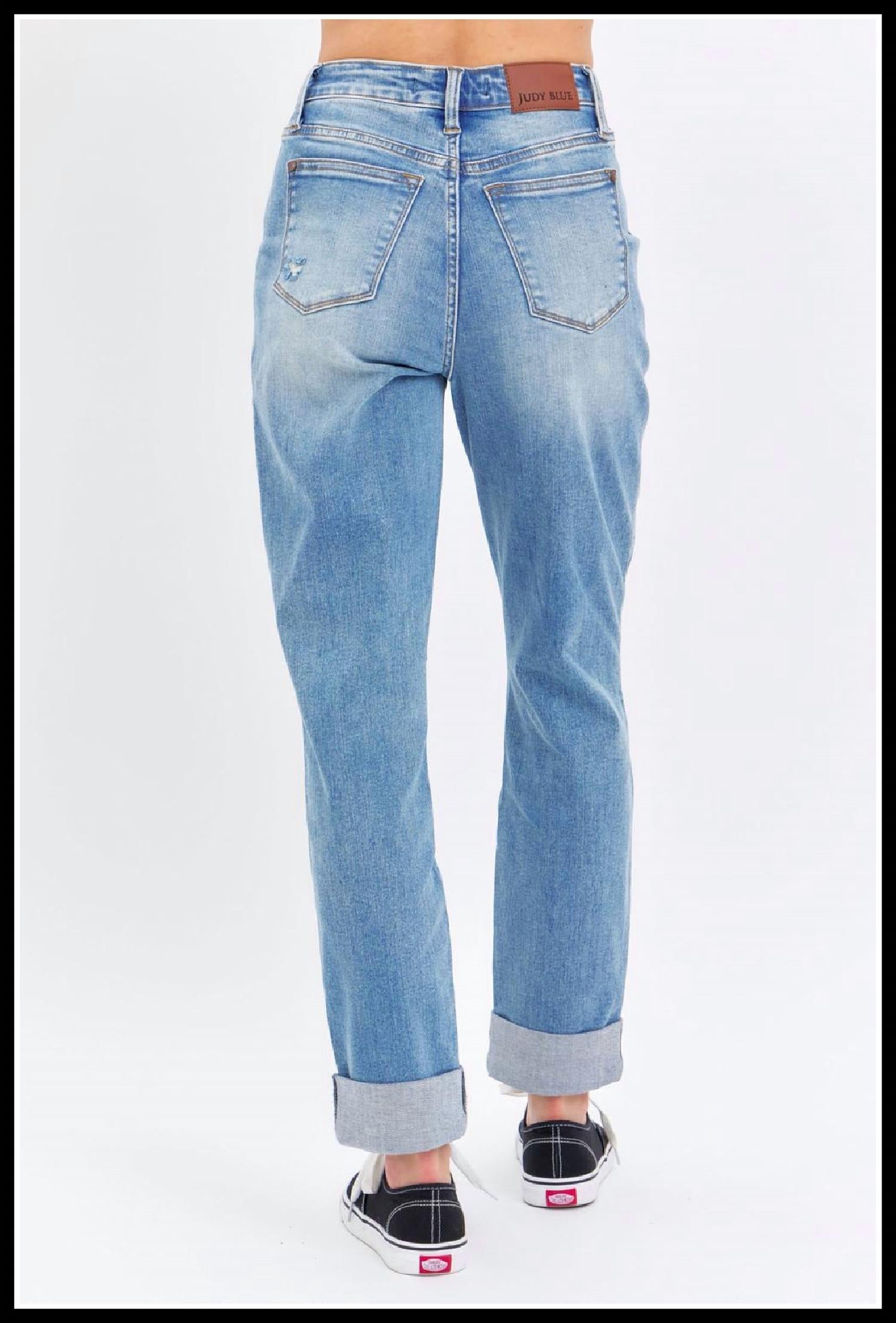 judy-blue-boyfriend-fit-plus