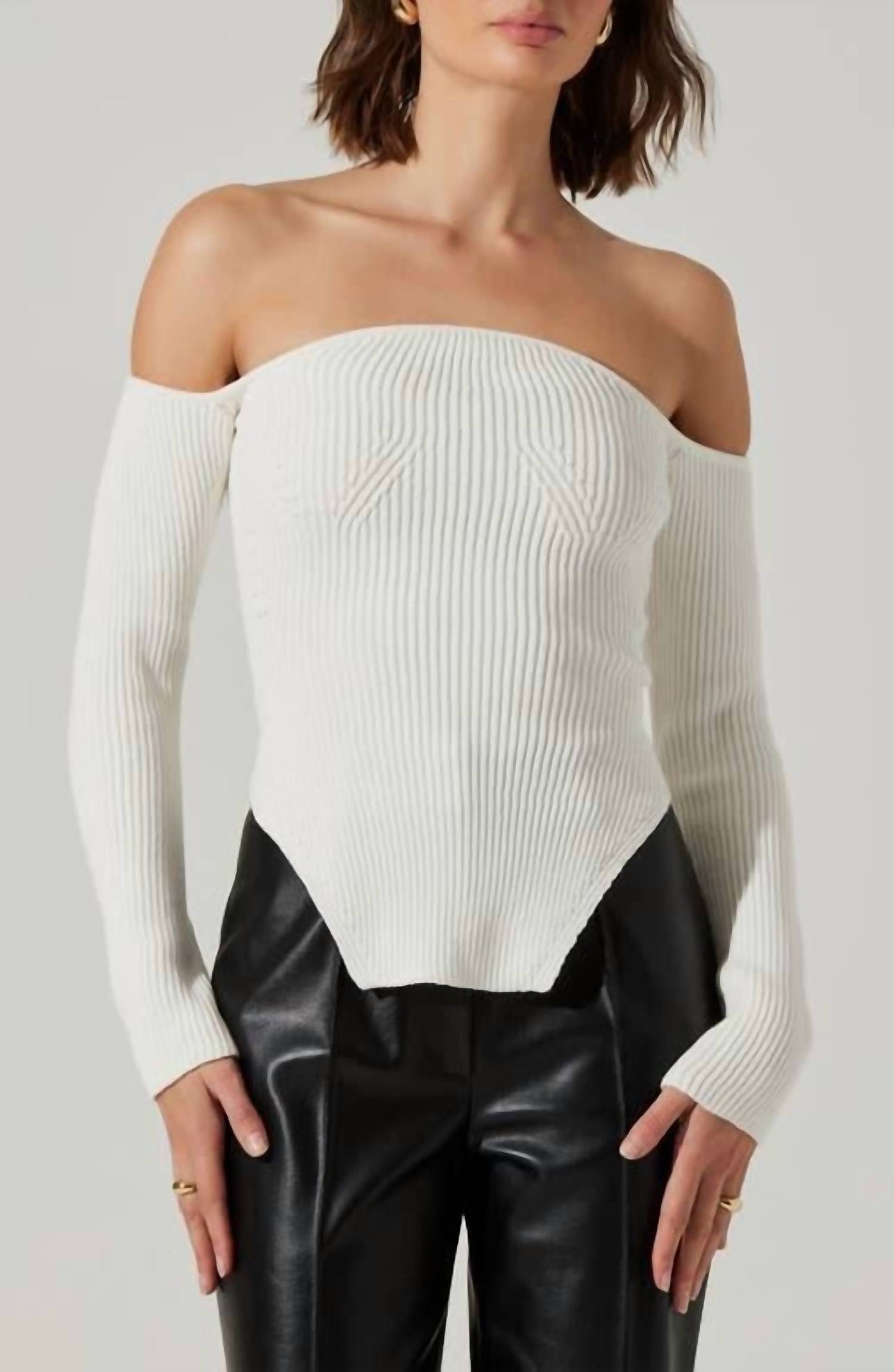 Astr - Aeralyn Sweater Top