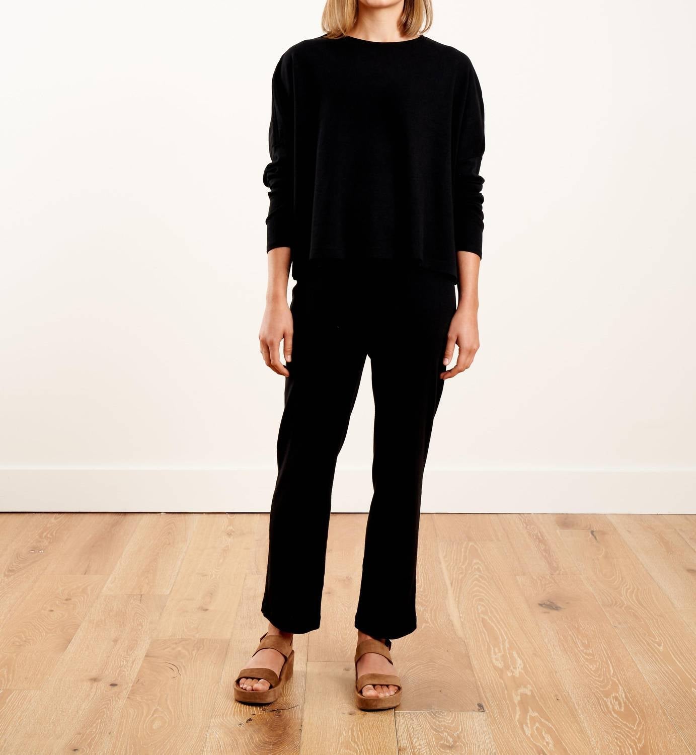 Grp1 Knits - Oversized Cropped Pullover Sweater