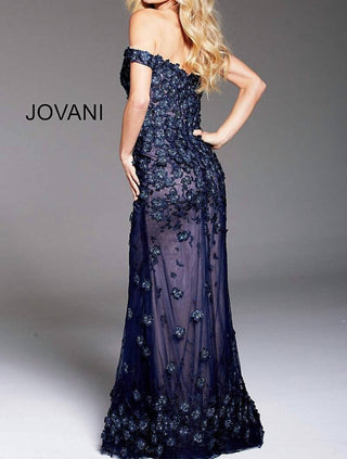 Jovani - Vestido de noite com ombros à mostra e detalhes florais