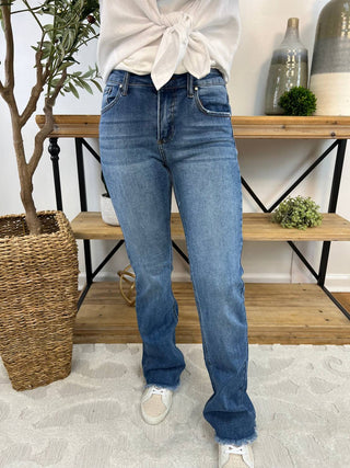Risen - Calça jeans bootcut com cintura média e bainha desfiada