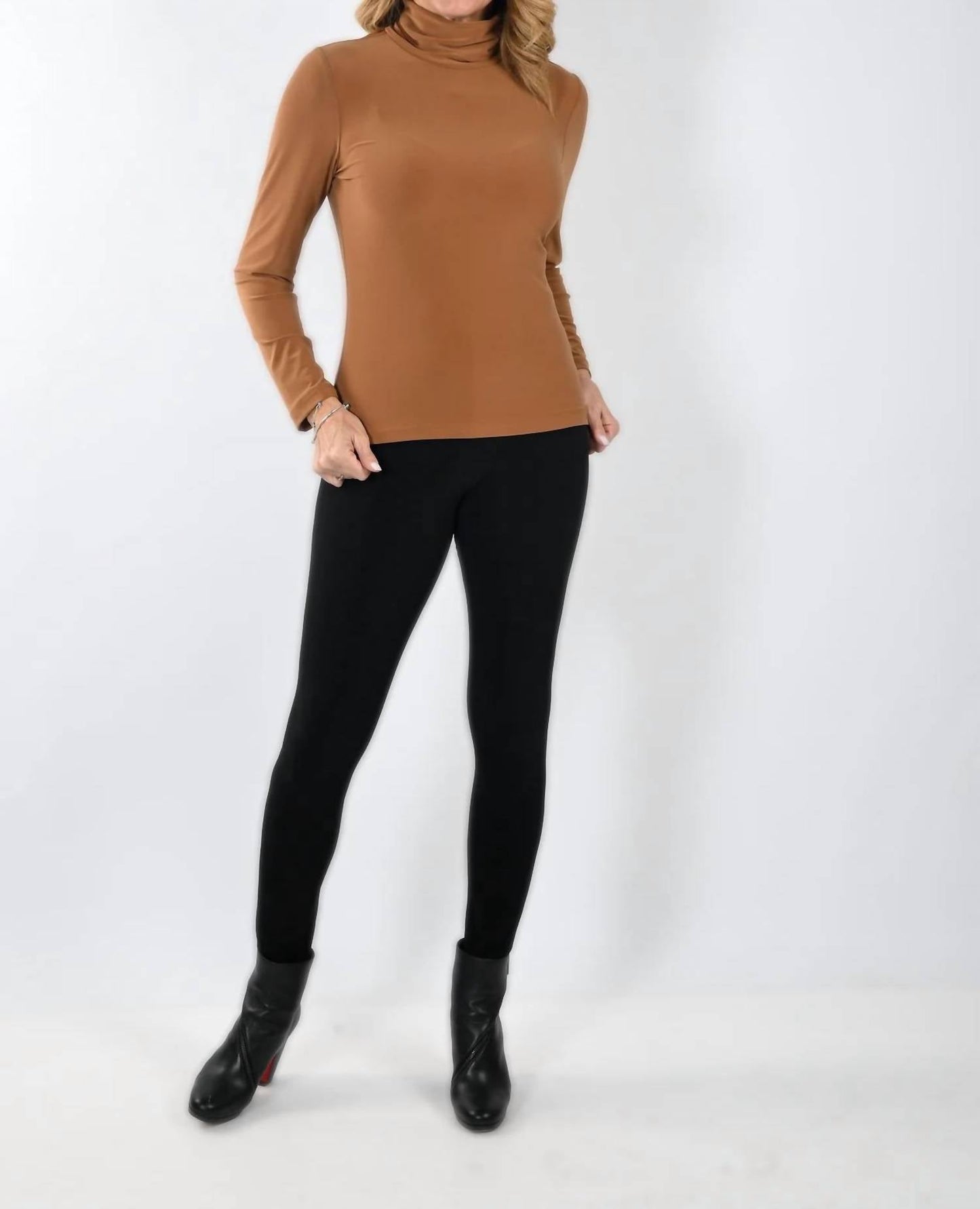 Frank Lyman - Turtleneck Knit Top