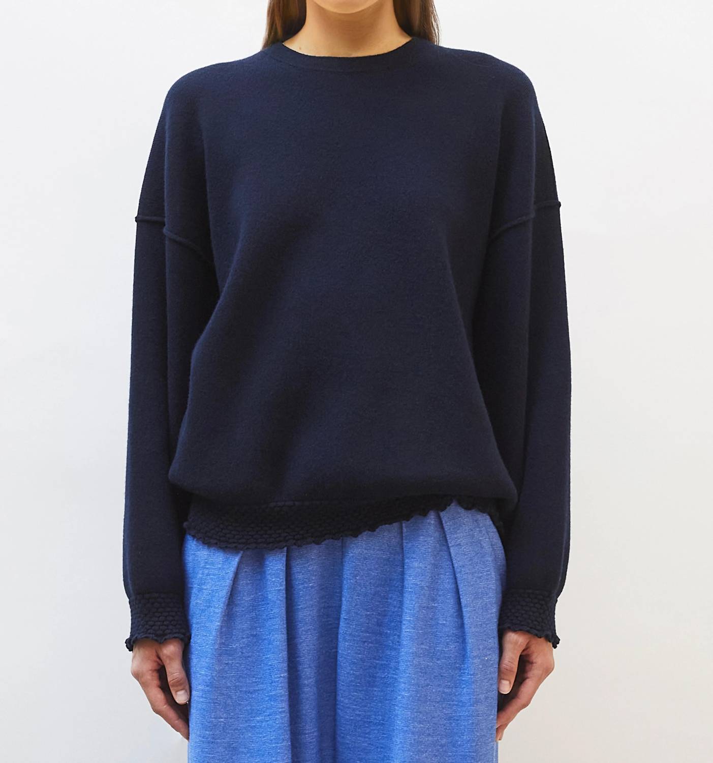 Molli - Loose Sweatshirt With Smocked Edgings
