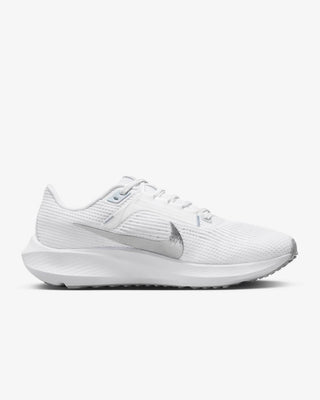 Nike - Tênis de corrida de estrada feminino Pegasus 40