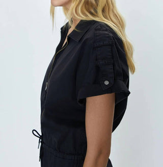 Pistola - Macacão Meg Zip Frontal