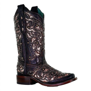 Corral - Botas femininas bordadas com tachas na cor mel e bico quadrado