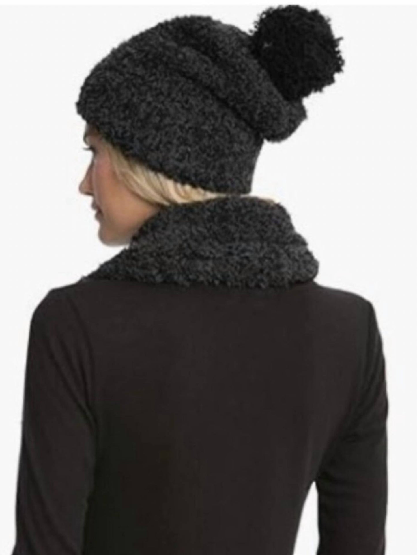 Barefoot Dreams - Cozy Chic Pom Pom Beanie & Scarf Set