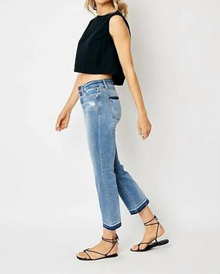 Judy Blue - Calça jeans cropped bootcut com cintura média e barra solta