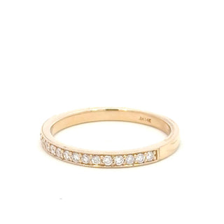 Aamiaa - Anel com diamante natural de 0,22 quilates e faixa cravejada em canal - Tamanho 6,5