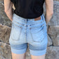 Judy Blue - Shorts jeans descolado com controle de barriga