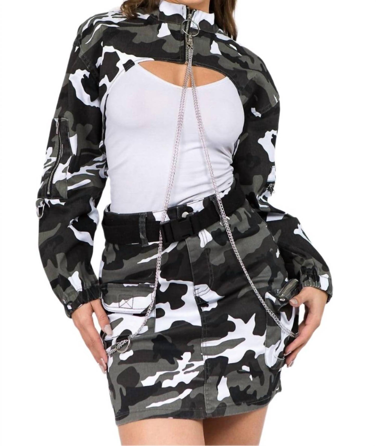 American Bazi - Edgy Camo Cropped Jacket With Chains