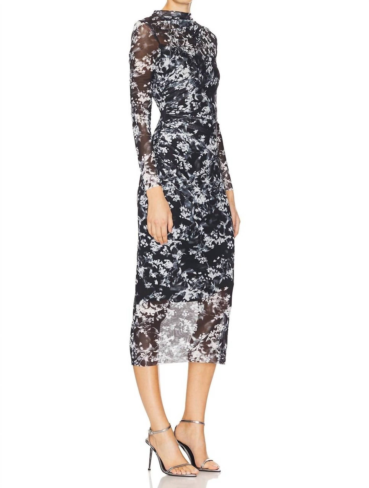 Steve Madden - Maureen Printed Long Sleeve Midi Dress