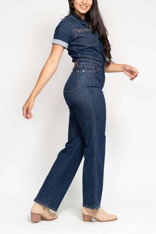 Judy Blue - Macacão jeans reto com controle de barriga e cintura alta