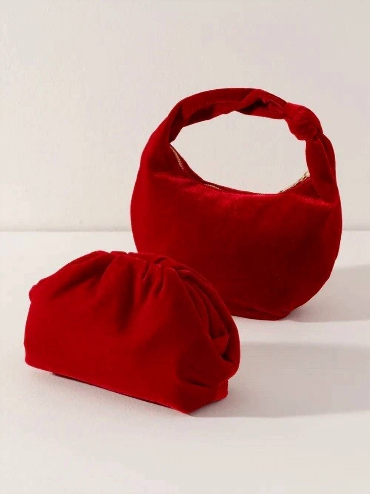 Shiraleah - Women's Chrissy Knotted Velvet Handle Bag