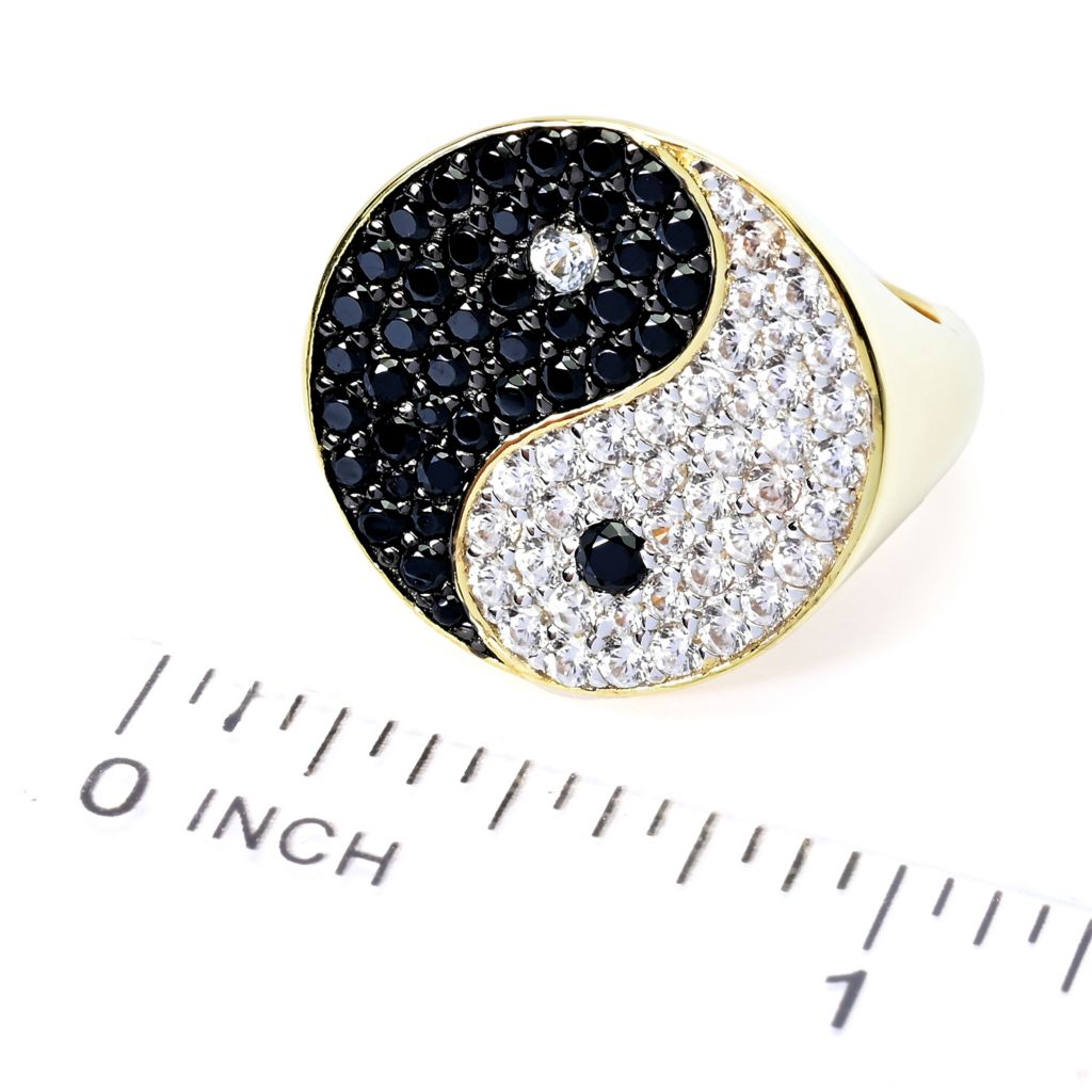 Anel Yin e Yang banhado a ouro 18K com zircônia branca de 2,58 quilates e espinélio