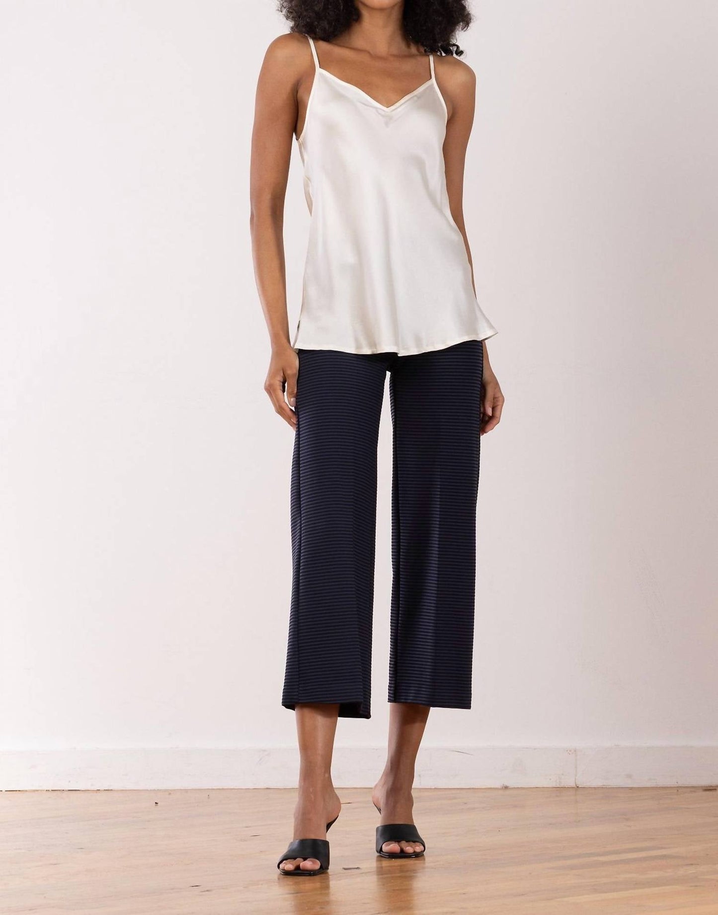Avenue Montaigne - ALEX PANT