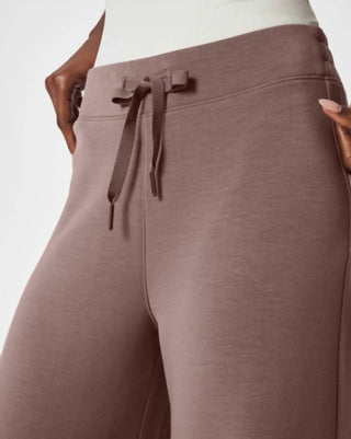 Spanx - Airessentials Wide Leg Pant