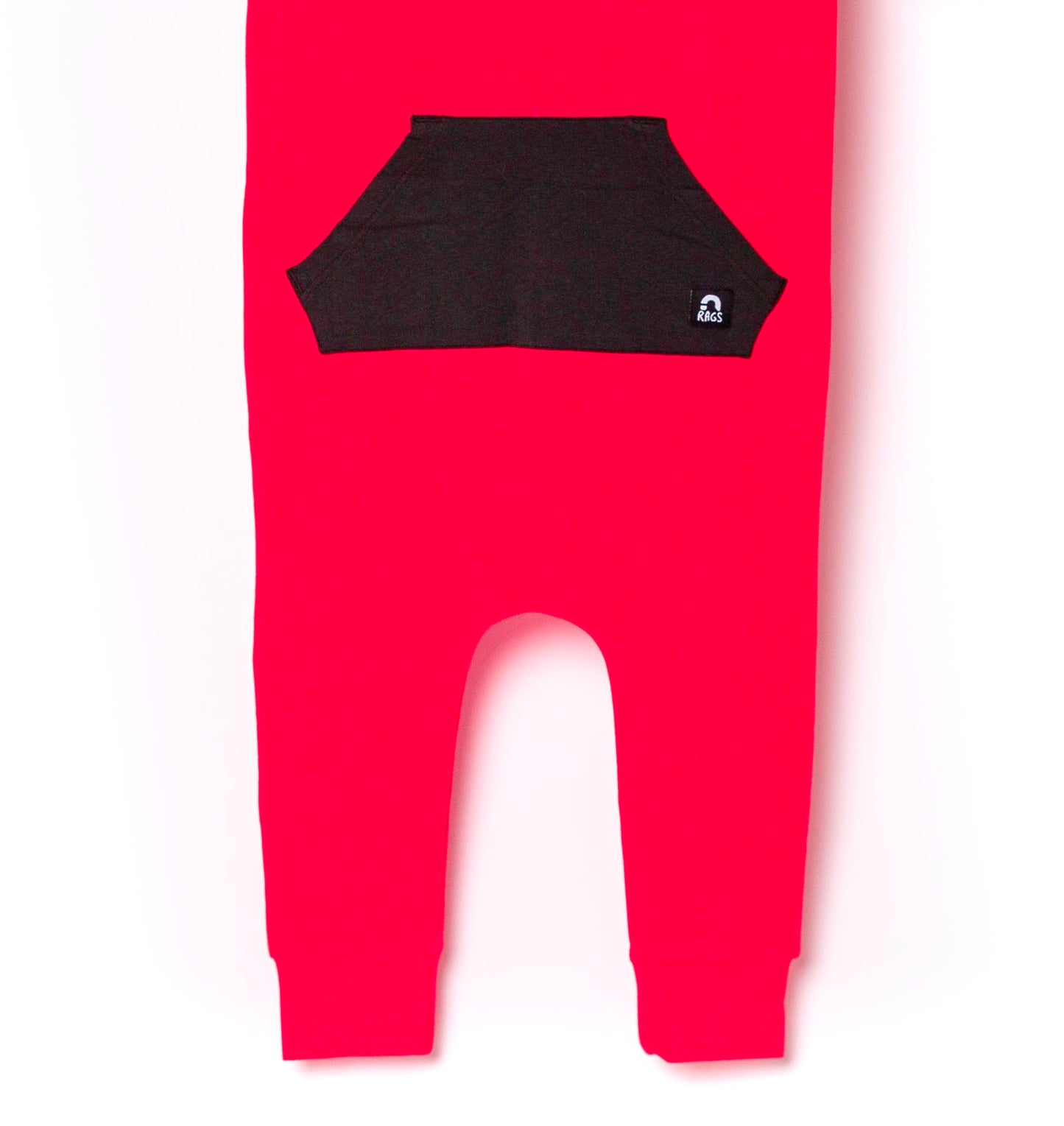 Macacão infantil de manga curta com bolso canguru RAGS Apparel, vermelho, tamanho 2T