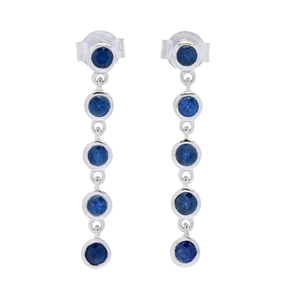 Brincos pendentes de safira azul australiana com bisel de 1,30 quilates da Gem Treasures