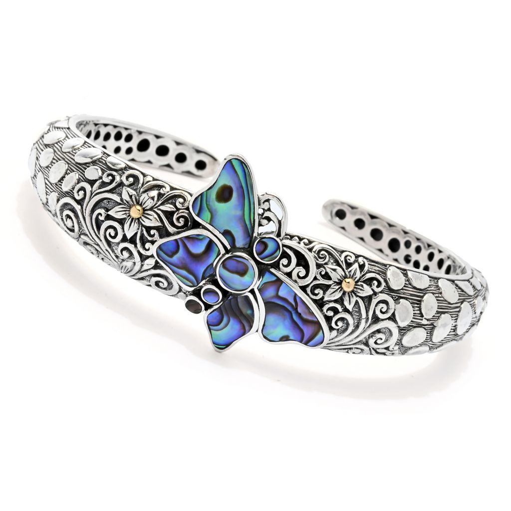Pulseira Artisan Silver by Samuel B. em ouro 18K com detalhes em borboleta de abalone