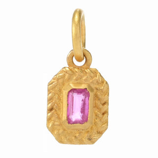 Pingente texturizado de safira rosa baguete de 0,35ctw em ouro 24k acetinado Cevherun