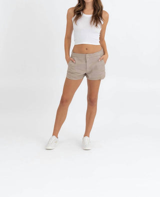 Level99 - Helen Short