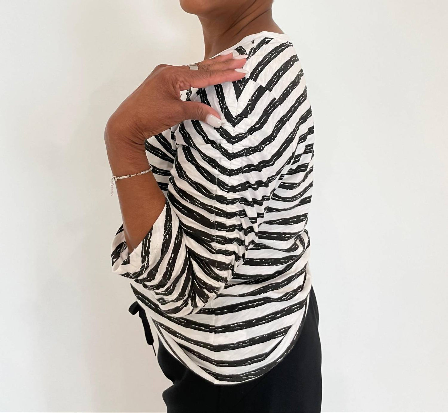Elliott Lauren - Stripe Ruched Sleeve Tee