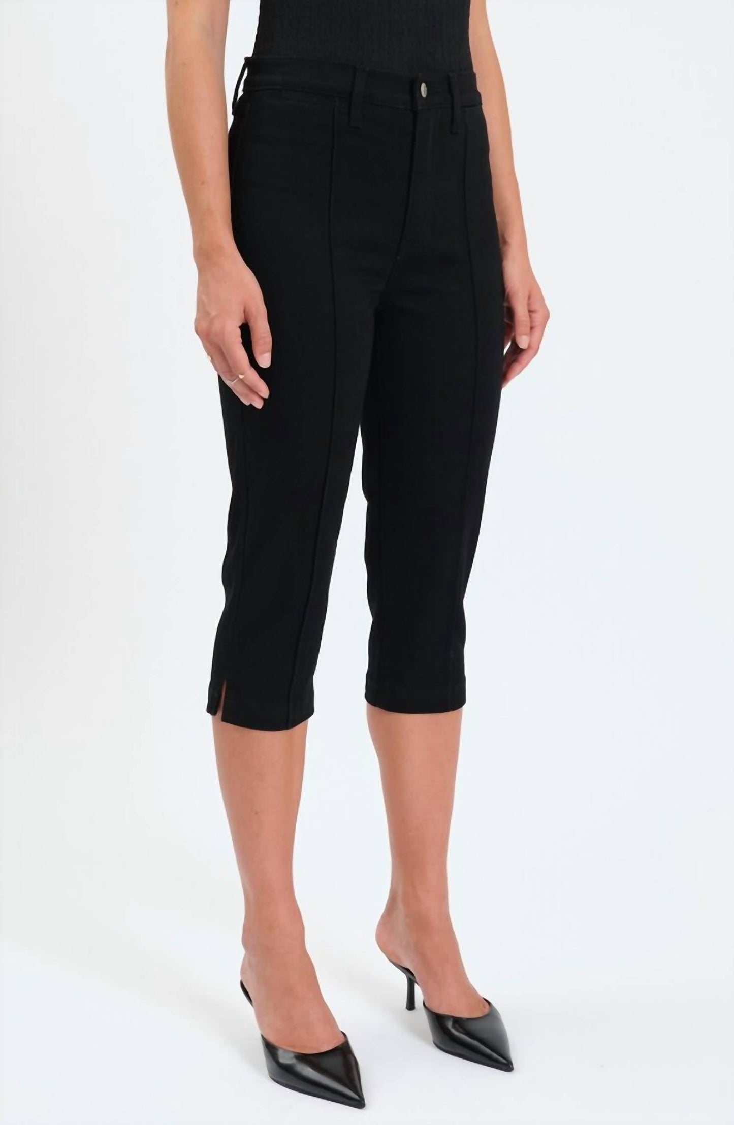 Daze - Midtown High Waist Capri Jeans