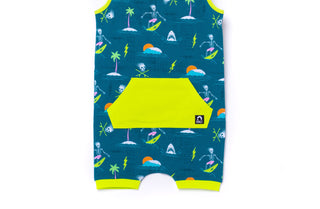 Macacão curto infantil RAGS Apparel com bolso canguru e manga curta, verde, tamanho regular