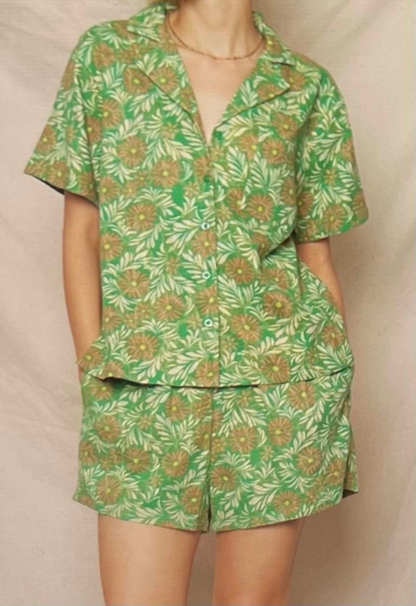 En Creme - Green/Pink Flower Short Set