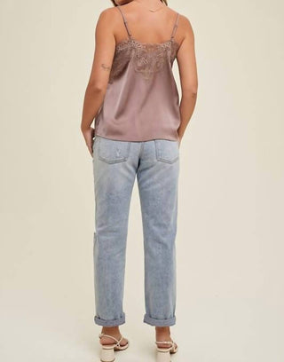 Lista de desejos - Camisola de renda de cetim