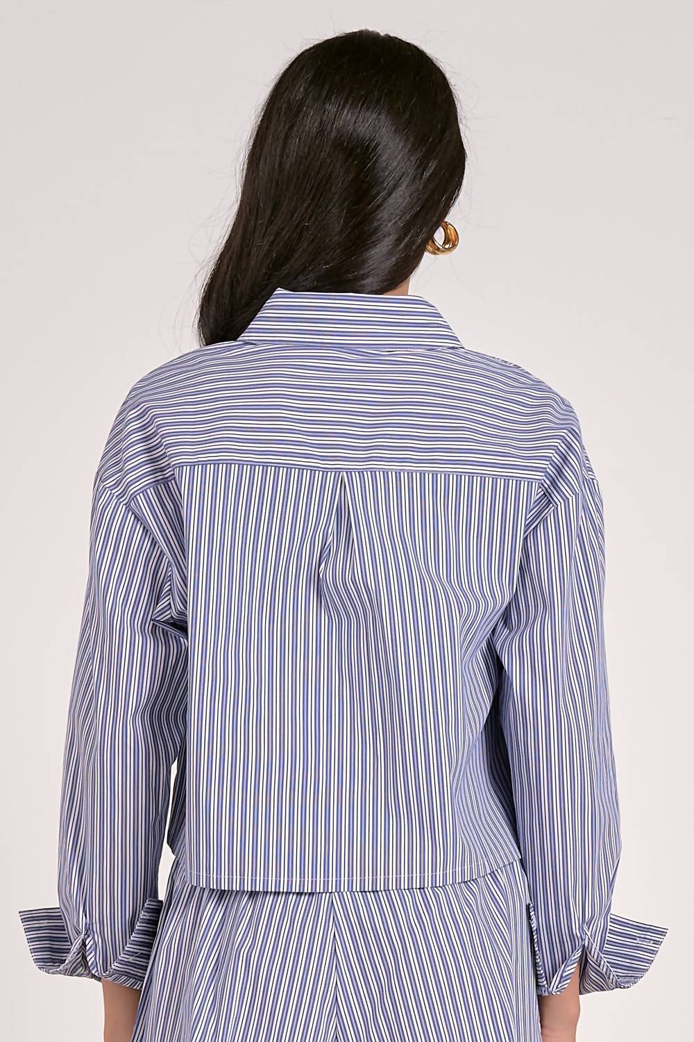 Elan - Button Down Crop Top