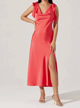 Astr - Vestido Midi Allexina
