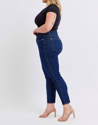 Judy Blue - Calça Jeans Skinny com Controle de Barriga de Cintura Média